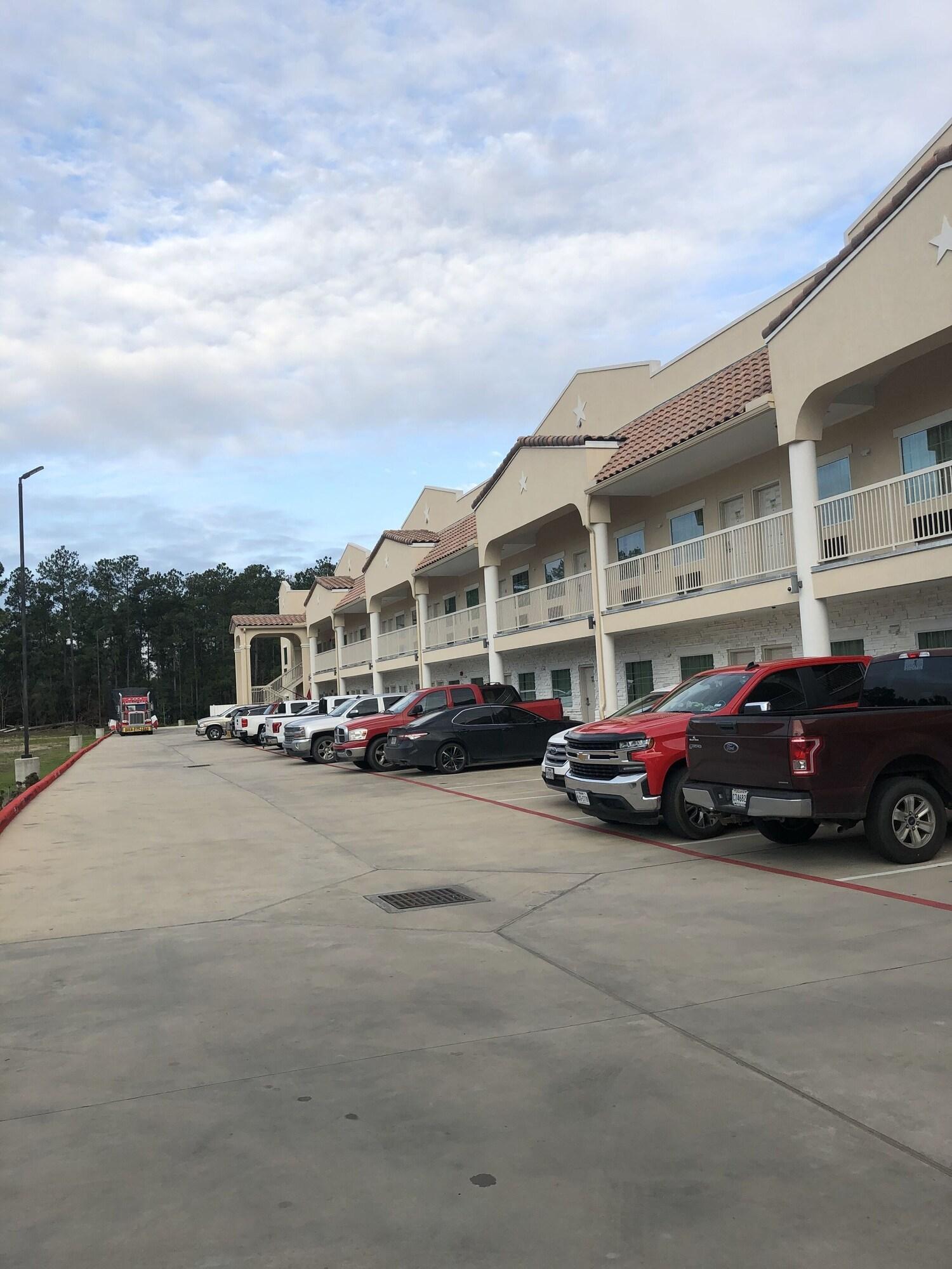 Baymont By Wyndham Kingwood Hotel Houston Exterior photo