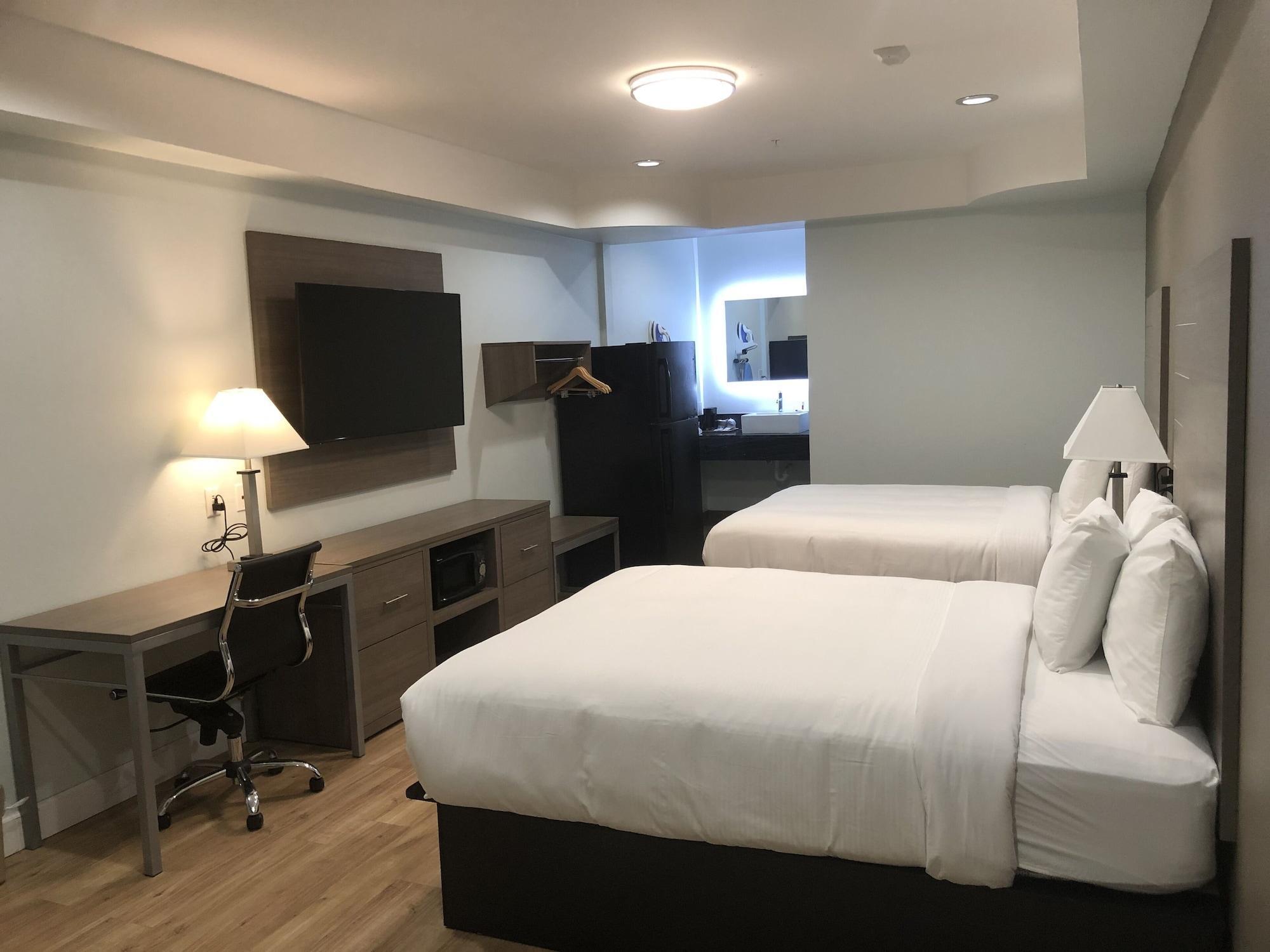 Baymont By Wyndham Kingwood Hotel Houston Exterior photo